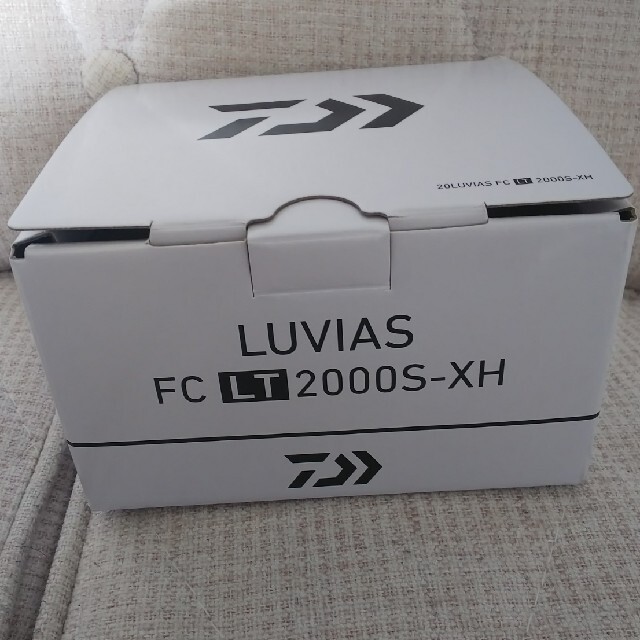 新品・未使用】ダイワ 20 ルビアス FC LT2000S-XH 新品・未使用】ダイワ 20 ルビアス FC LT2000S-XH
