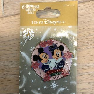 ディズニー(Disney)のTDS★2011年クリスマスピンバッチ新品(バッジ/ピンバッジ)