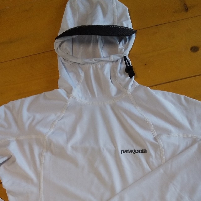 patagonia(パタゴニア)のpatagonia パタゴニア メンズ R0フーディー 新品 メンズのトップス(Tシャツ/カットソー(七分/長袖))の商品写真