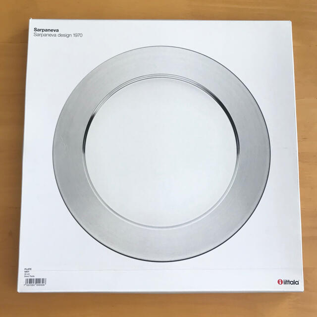 iittala(イッタラ)の【新品】iittala Sarpaneva Steel plate  32cm インテリア/住まい/日用品のキッチン/食器(食器)の商品写真