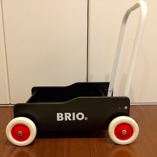 ブリオ(BRIO)のBRIO 手押し車 黒(手押し車/カタカタ)