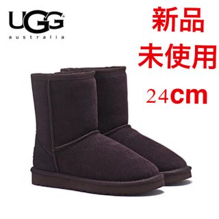 アグ(UGG)の新品未使用　UGG  ムートンブーツ　Classicshort2  黒24cm(ブーツ)