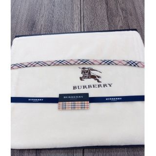 バーバリー(BURBERRY)のゆみっち様専用バーバリー  コットンボアシーツ(シーツ/カバー)