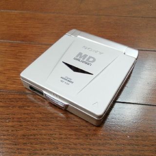 ソニー(SONY)のSONY MD WALKMAN  MZ-E33 美品！(ポータブルプレーヤー)