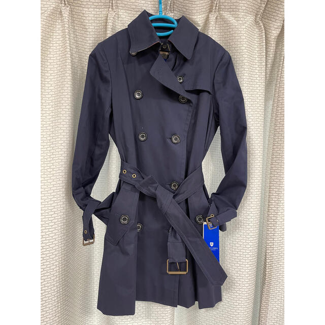 BURBERRY BLUE LABEL(バーバリーブルーレーベル)の新品　ブルー　レーベル　クレストブリッジ　トレンチ　コート レディースのジャケット/アウター(トレンチコート)の商品写真