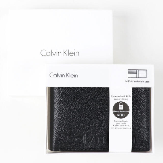 Calvin Klein(カルバンクライン)の新品 カルバンクライン 二つ折り 財布 ブラック 札入れ コインケース 型押し メンズのファッション小物(折り財布)の商品写真