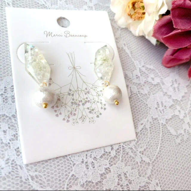 008 かすみ草とパールレジンに国産コットンパールピアス 結婚式 イヤリングの通販 By Alice 2点目より半額 ラクマ 008 かすみ草とパールレジンに国産コットンパールピアス 結婚式 イヤリングの通販 By Alice 2点目より半額 ラクマ