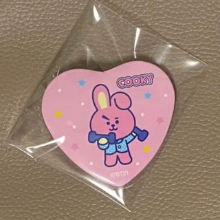 ボウダンショウネンダン(防弾少年団(BTS))のBT21カフェ COOKY 缶バッチ(キャラクターグッズ)