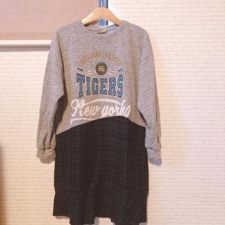 ザラキッズ(ZARA KIDS)のいちこ様　zara   ワンピース　128 サイズ8(ワンピース)