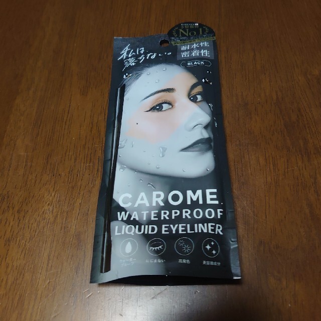 carome ウォータープルーフリキッドアイライナーブラック コスメ/美容のベースメイク/化粧品(アイライナー)の商品写真