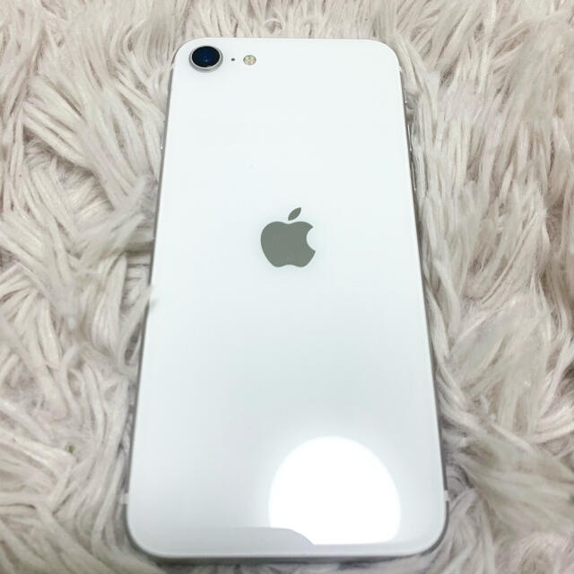 iPhone SE2 本体 第2世代 ホワイト 128 GB SIMフリー