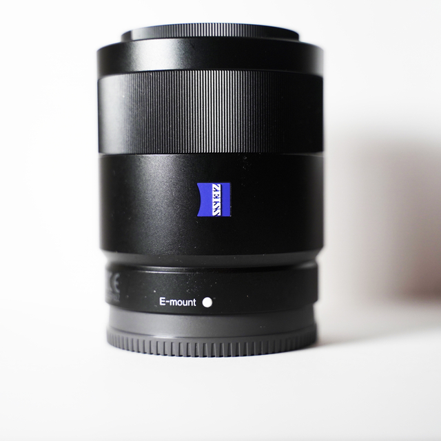 特別セーフ FE T* Sonnar (ソニー) 美品！SONY SONY 55mm ZA F1.8 レンズ(単焦点) 