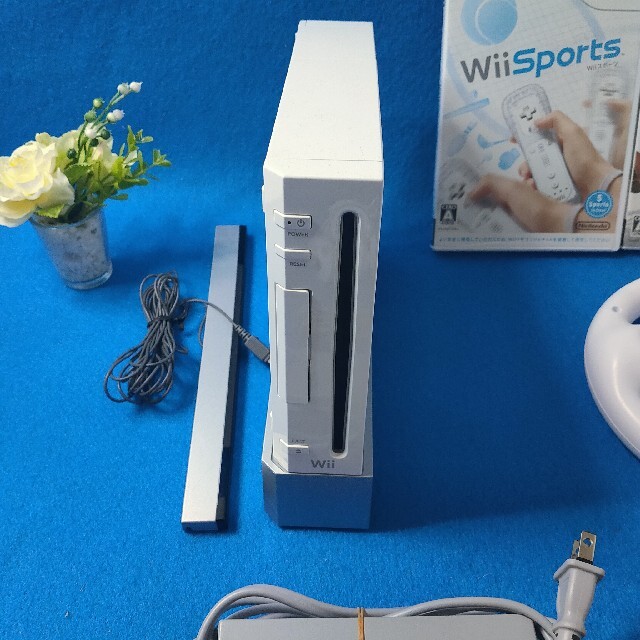 Wii ウィーパーティ Wiiスポーツ ハンドル4個の通販 by ミルボーン｜ウィーならラクマ - マリオカート 本体一式 新作正規店