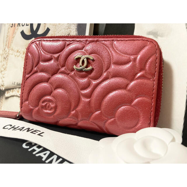 CHANEL(シャネル)の【28番台】CHANEL シャネル カメリア コインケース 小銭入れ メタリック レディースのファッション小物(コインケース)の商品写真