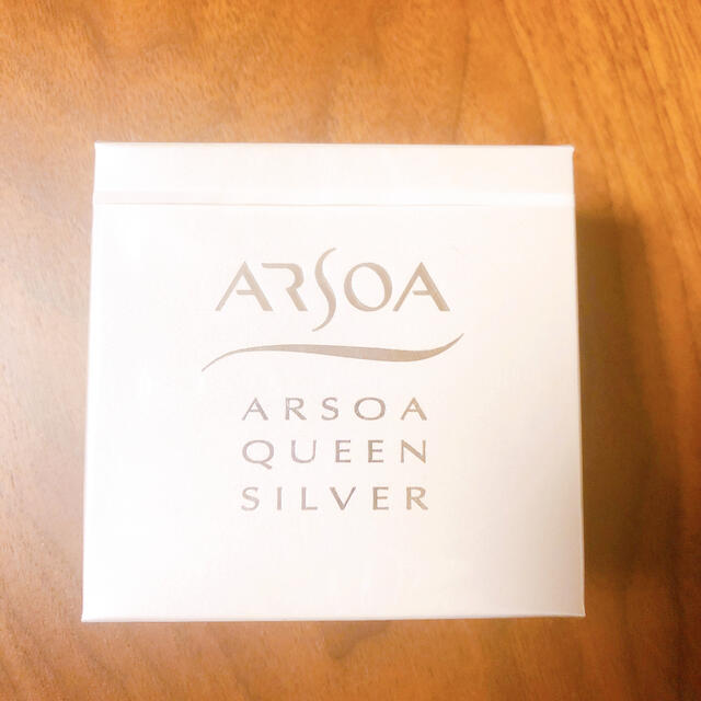 ARSOA(アルソア)のアルソアクイーンシルバー135g コスメ/美容のスキンケア/基礎化粧品(洗顔料)の商品写真