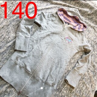 ユニクロ(UNIQLO)の140 グレーパーカーワンピ(Tシャツ/カットソー)