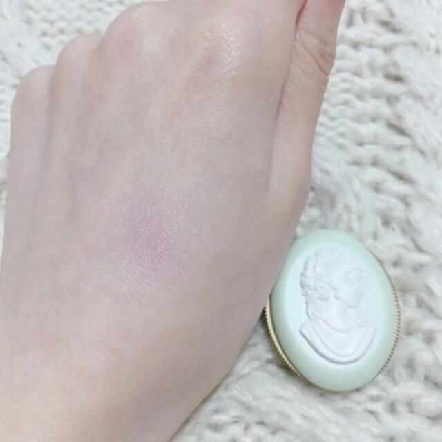 Les Merveilleuses LADUREE(レメルヴェイユーズラデュレ)の【美品】レ・メルヴェイユーズ ラデュレ  アイカラー 03 コスメ/美容のベースメイク/化粧品(アイシャドウ)の商品写真