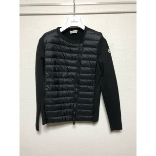 モンクレール(MONCLER)の美品　モンクレール　ダウン　カーディガン　黒　ブブラック　XS ジップアップ(カーディガン)