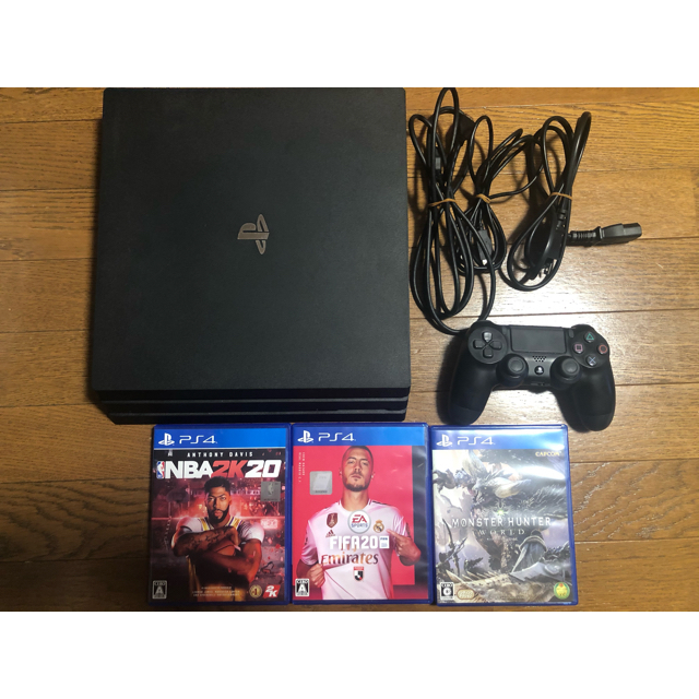 PS4 Pro 1TB 本体 ソフト3枚おまけ 【2022春夏新色】 33%割引 www