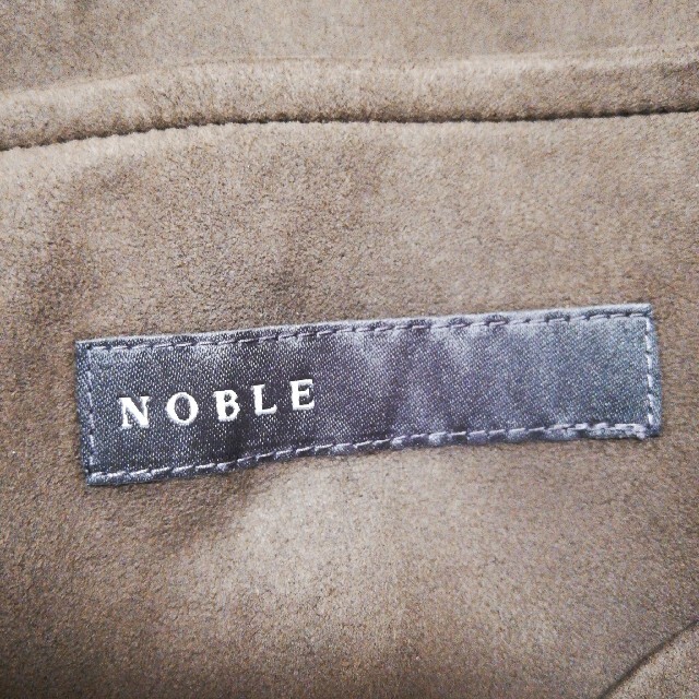 Noble(ノーブル)のノーブル タイトスカート フェイクスエード ブラウン 34 レディースのスカート(ひざ丈スカート)の商品写真