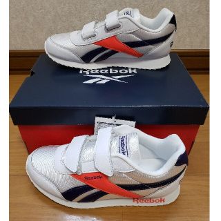 リーボック(Reebok)のReebok リーボック スニーカー 22.0cm 新品 タグ付き(スニーカー)