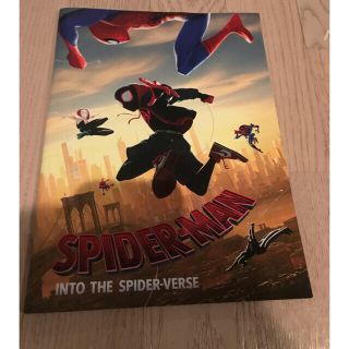 マーベル(MARVEL)のスパイダーマン　映画パンフレット　into the spider-verse(印刷物)