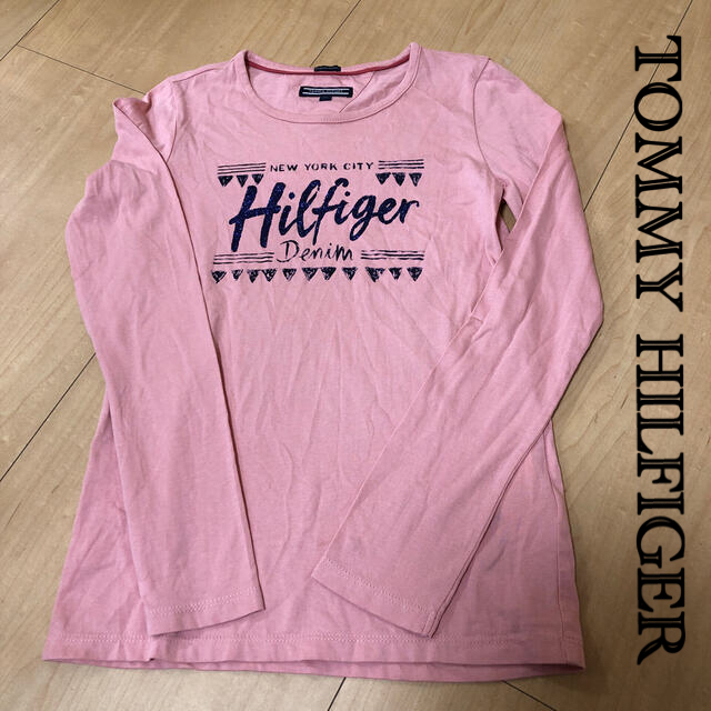 TOMMY HILFIGER(トミーヒルフィガー)のTOMMY HILFIGER 長袖　カットソー  キッズ/ベビー/マタニティのキッズ服女の子用(90cm~)(Tシャツ/カットソー)の商品写真