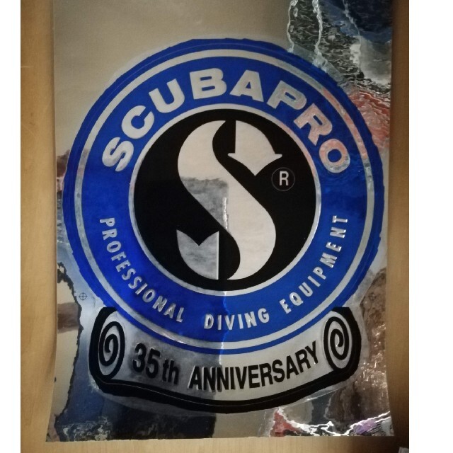 SCUBAPRO(スキューバプロ)のSCUBAPRO スキューバプロ　ウィンドウステッカー　おまけ付き  スポーツ/アウトドアのスポーツ/アウトドア その他(マリン/スイミング)の商品写真