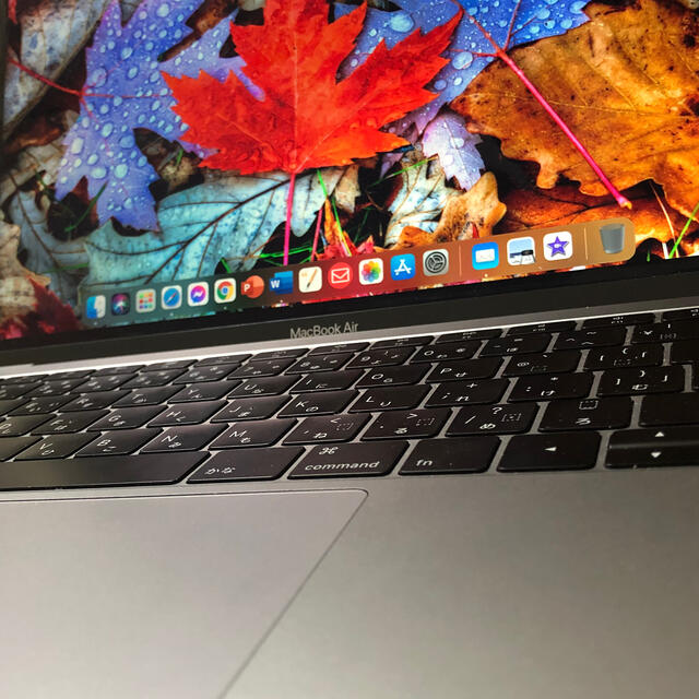 Mac (Apple)(マック)のmacbook air 13インチ　 インテリア/住まい/日用品のオフィス家具(オフィス/パソコンデスク)の商品写真