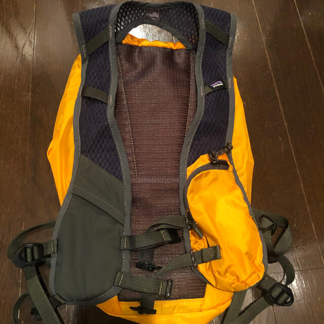 patagonia(パタゴニア)のPatagonia パタゴニア Nine Trails Pack 15L 美品 スポーツ/アウトドアのアウトドア(登山用品)の商品写真