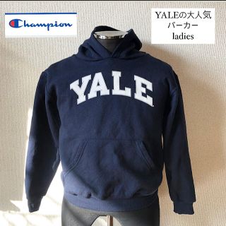 チャンピオン(Champion)の正規　チャンピオン　YALE パーカー(パーカー)