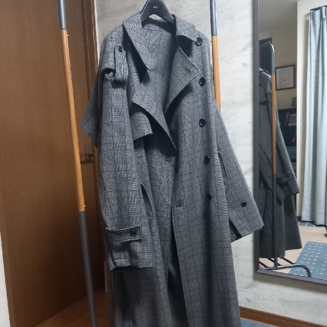 stein DEFORMATION TRENCH COAT