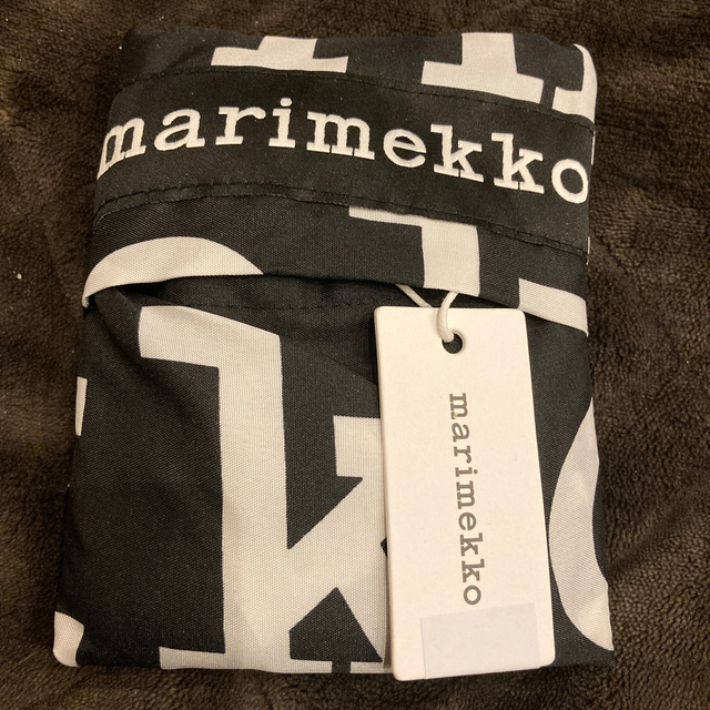 marimekko(マリメッコ)のマリメッコ marimekko マリロゴ エコバッグ 新品未使用品 レディースのバッグ(エコバッグ)の商品写真