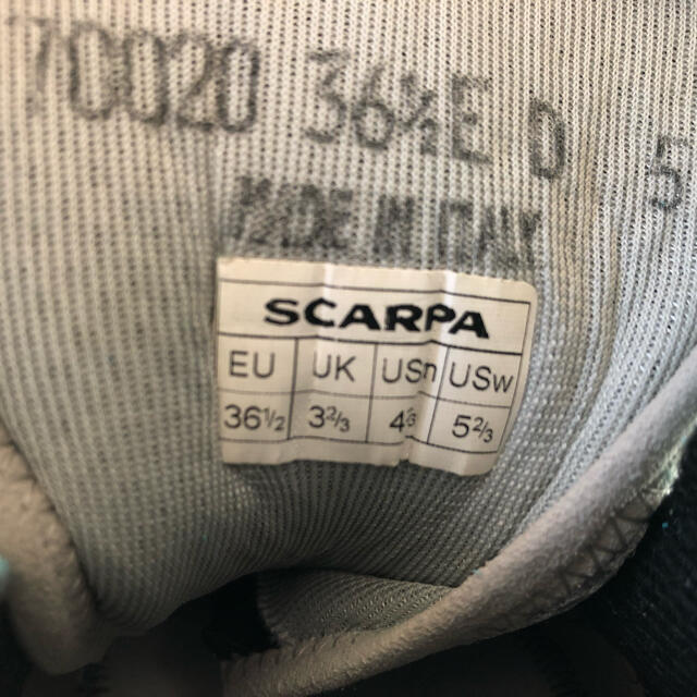SCARPA(スカルパ)のクライミングシューズ SCARPA Force スポーツ/アウトドアのアウトドア(登山用品)の商品写真