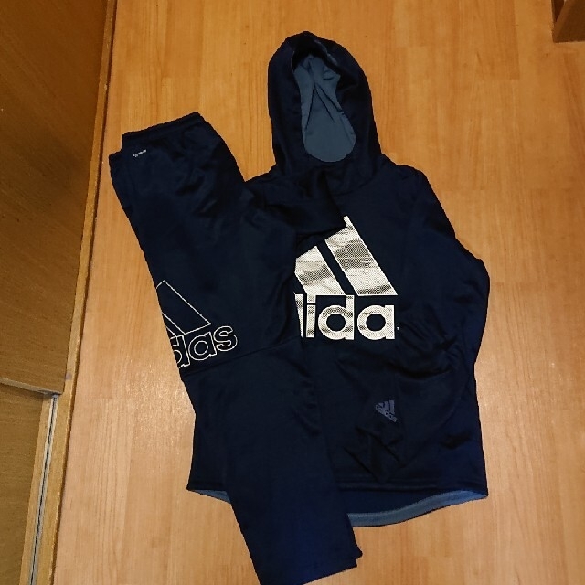 adidas(アディダス)のadidasセットアップ キッズ/ベビー/マタニティのキッズ服男の子用(90cm~)(その他)の商品写真