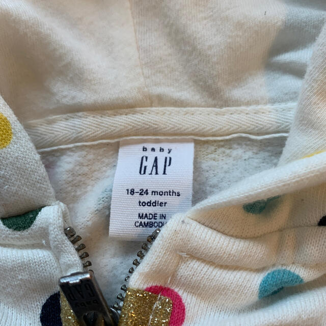 babyGAP(ベビーギャップ)のbaby Gap パーカー キッズ/ベビー/マタニティのキッズ服女の子用(90cm~)(ジャケット/上着)の商品写真