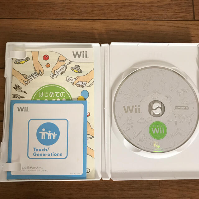 Wii(ウィー)のはじめてのWii Wii エンタメ/ホビーのゲームソフト/ゲーム機本体(家庭用ゲームソフト)の商品写真