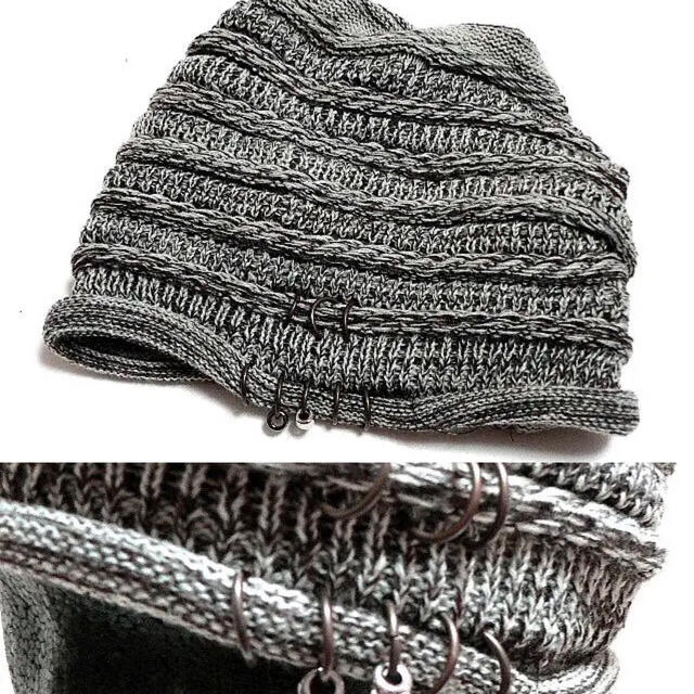 アクリルボーダー織柄ロールネック飾りピアス・ベージュ×茶　ニットワッチ　帽子 メンズの帽子(ニット帽/ビーニー)の商品写真