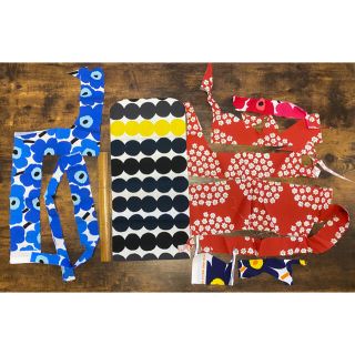 マリメッコ(marimekko)のマリメッコ　はぎれ　生地　marimekko No.16(生地/糸)