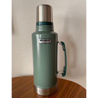 スタンレー(Stanley)のSTANLEY スタンレー　1.9L水筒　旧ロゴ(食器)