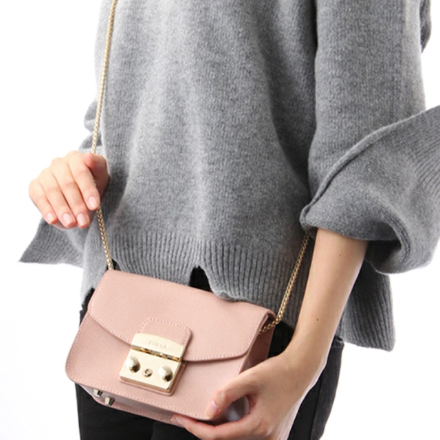特上美品 極美品 FURLA フルラ ショルダーバッグ ナイロンバッグ | www