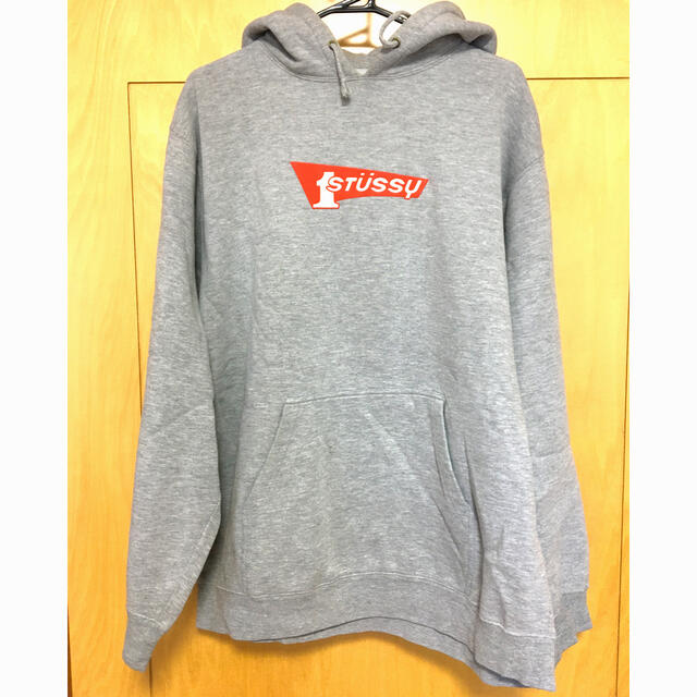 stussy ★パーカー　グレー