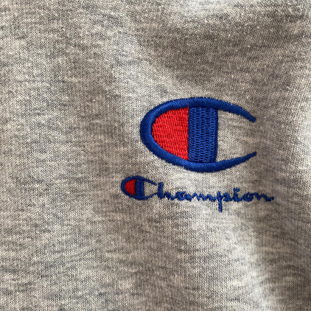 Champion(チャンピオン)のチャンピオン　パーカー　100 95にも キッズ/ベビー/マタニティのキッズ服男の子用(90cm~)(その他)の商品写真