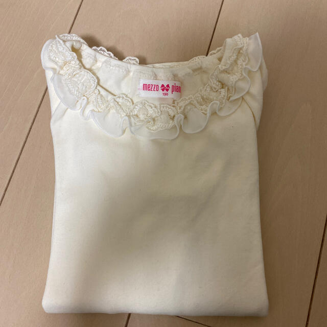 mezzo piano(メゾピアノ)のメゾピアノ☆130センチロンT キッズ/ベビー/マタニティのキッズ服女の子用(90cm~)(Tシャツ/カットソー)の商品写真