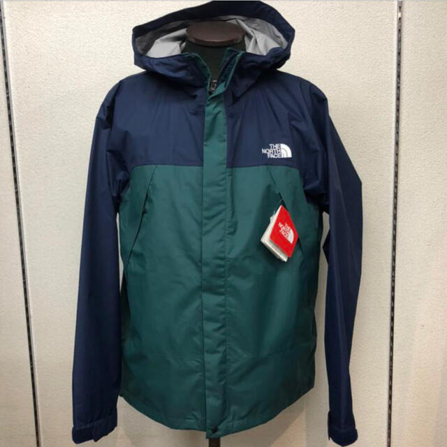 THE NORTH FACE(ザノースフェイス)のノースフェイス　ドットショット　L 新品 メンズのジャケット/アウター(マウンテンパーカー)の商品写真