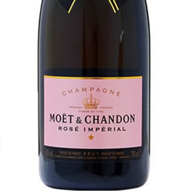MOËT & CHANDON(モエエシャンドン)のモエ エ シャンドン ロゼ 750ml 食品/飲料/酒の酒(シャンパン/スパークリングワイン)の商品写真