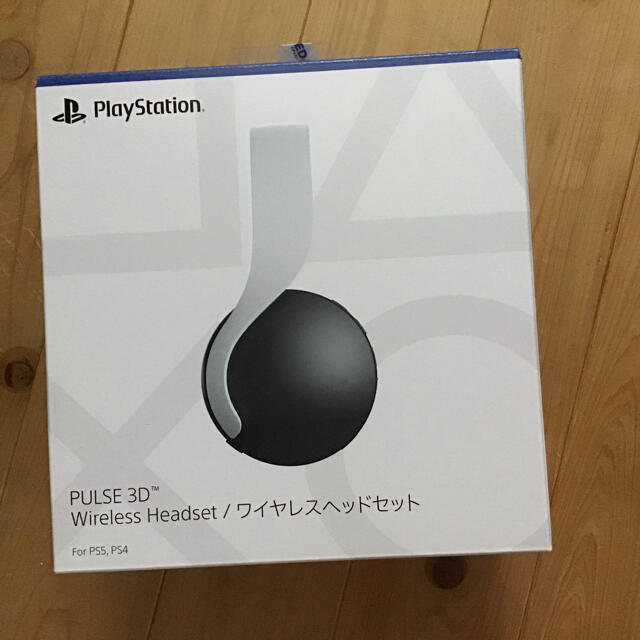 PlayStation(プレイステーション)のPULSE ３D ワイヤレスヘッドセット(CFI-ZWH1J) エンタメ/ホビーのゲームソフト/ゲーム機本体(その他)の商品写真