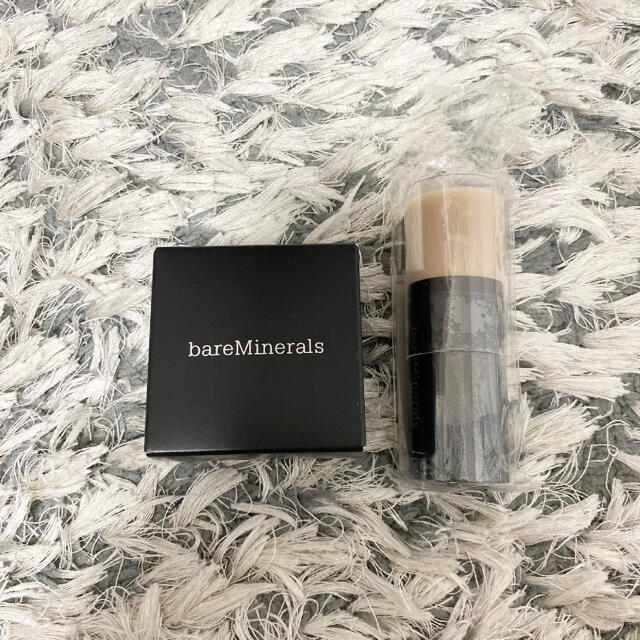 bareMinerals(ベアミネラル)のベアミネラル　ファンデーション&ブラシ コスメ/美容のベースメイク/化粧品(ファンデーション)の商品写真