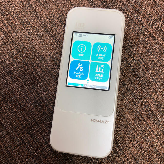 au(エーユー)の【中古品】WiMAX2+ Speed Wi-Fi NEXT W04 スマホ/家電/カメラのスマートフォン/携帯電話(その他)の商品写真