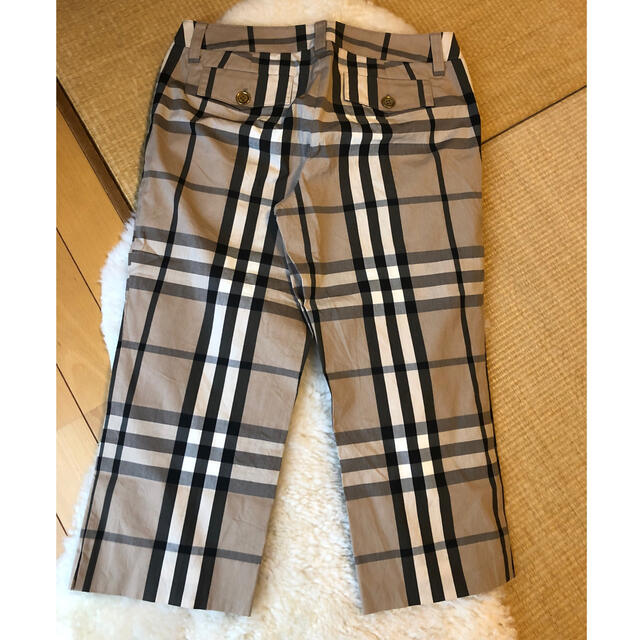 BURBERRY(バーバリー)の超美品本物バーバリーBurberry上質コットンチェック柄クロップドパンツ レディースのパンツ(クロップドパンツ)の商品写真